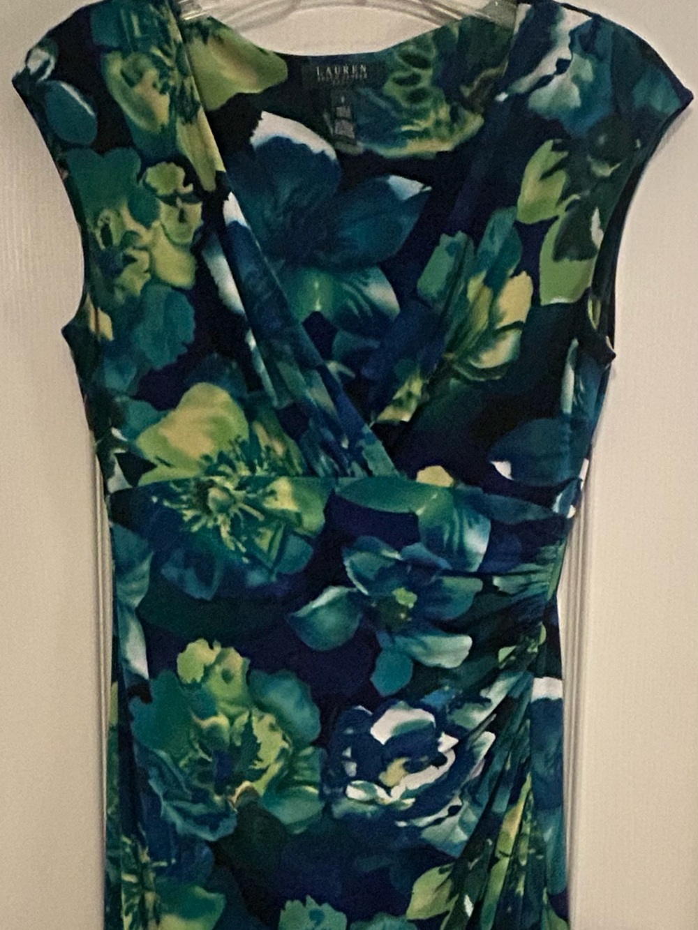 Ralph Lauren dress in beautiful green & blue size 6